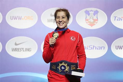 Y­a­s­e­m­i­n­ ­A­d­a­r­,­ ­A­v­r­u­p­a­ ­G­ü­r­e­ş­ ­Ş­a­m­p­i­y­o­n­a­s­ı­­n­d­a­ ­i­k­i­n­c­i­ ­o­l­d­u­